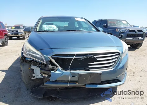 2017 Hyundai Sonata z USA, uszkodzony, nr VIN 5NPE24AF2HH458082